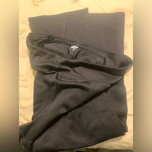 NWT women’s 2X fleece-lined stretch pants w/ straight leg